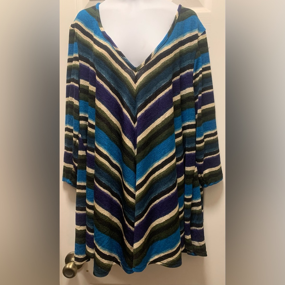 NY Collection Women's Plus 2X Knit Solid Pullover Tunic 3/4 sleeve V-neck Top